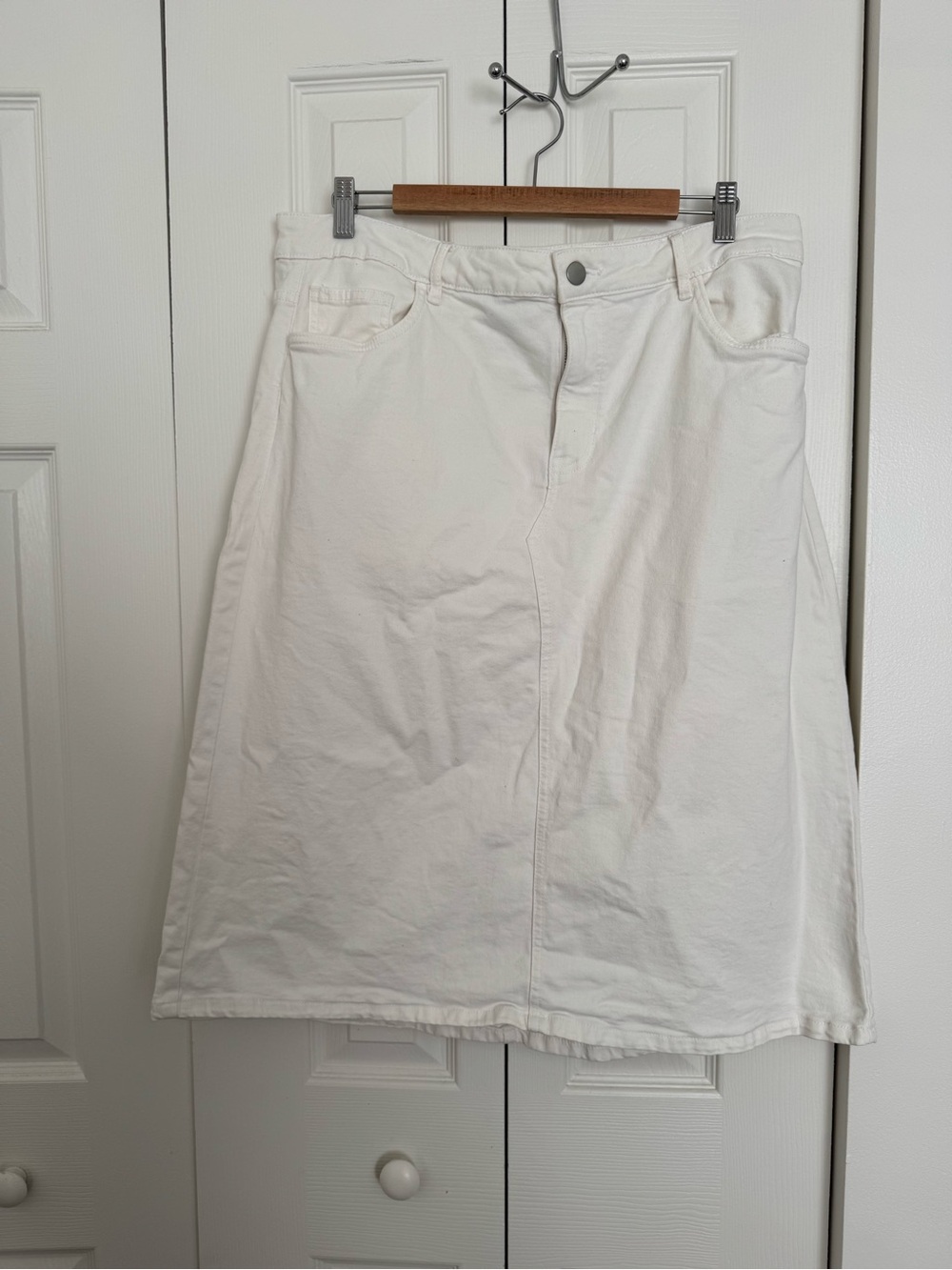 Baccini White A-Line Denim Skirt size 16 cotton